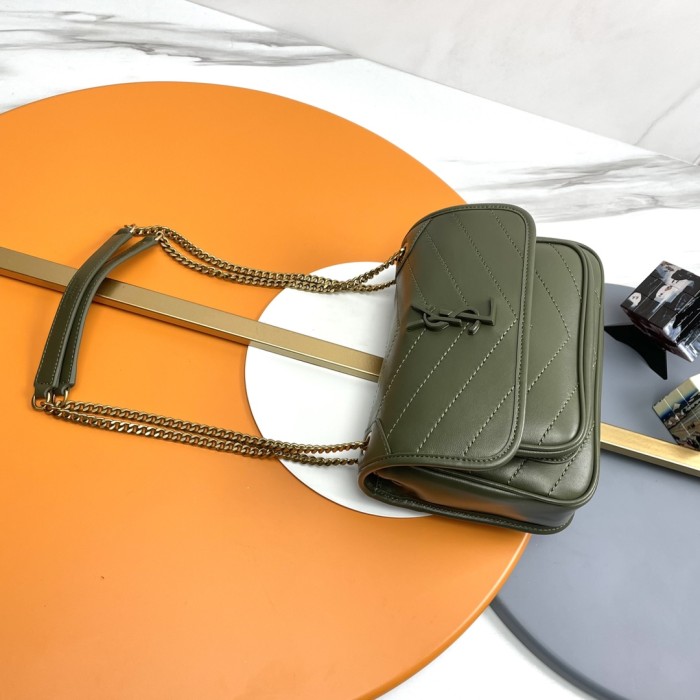 Handbags SAINT LAURENT 533037 size 22x16.5x7.5 cm