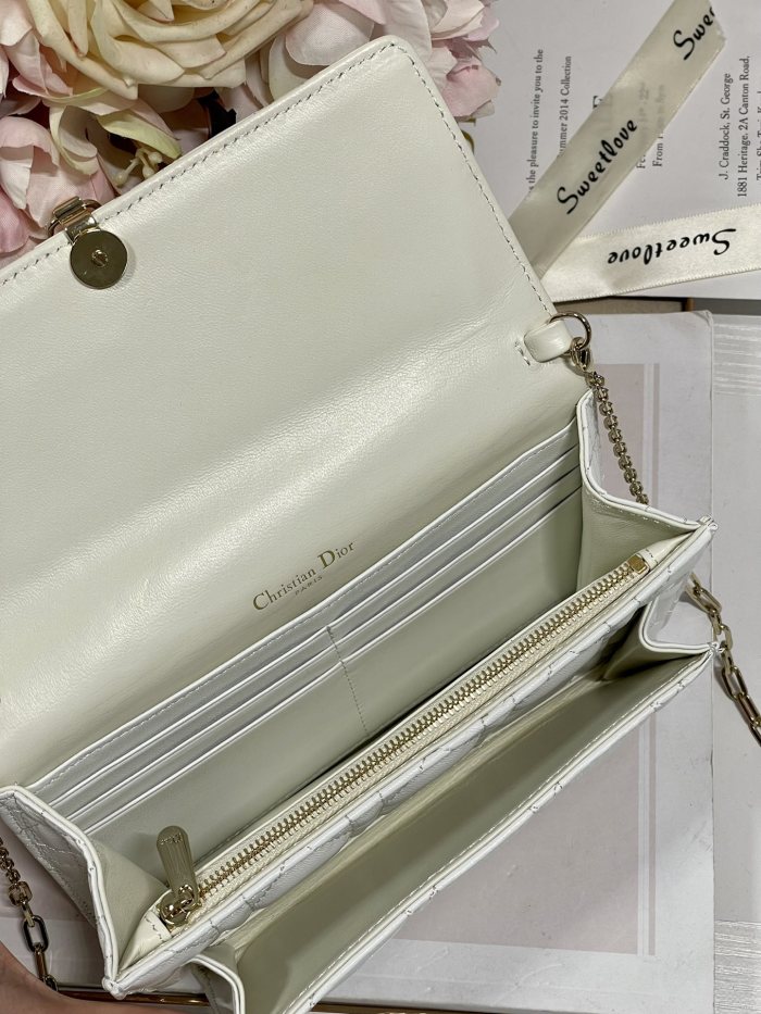 Handbag Dior 0937 size 19.5×12.5×5 cm