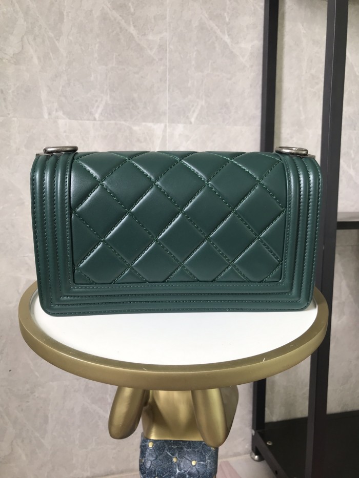 Handbag Chanel 67086 size 14.5×25×8 cm