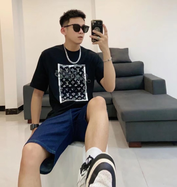 Clothes Louis Vuitton 406