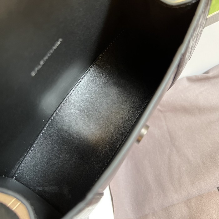 Handbag Gucci 5928331 size 19*13*8 cm