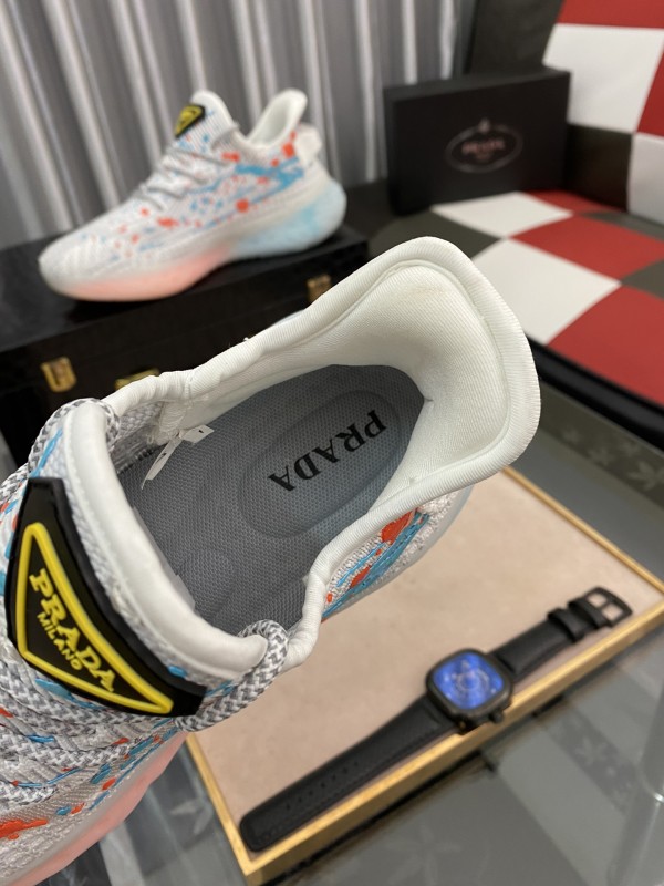 Prada Low Top sneaker 16