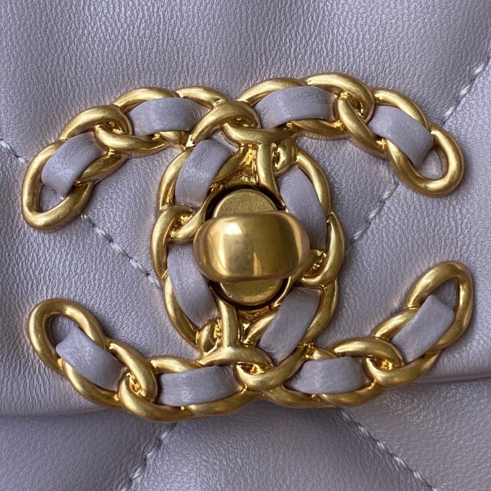 Handbag Chanel size 30 cm