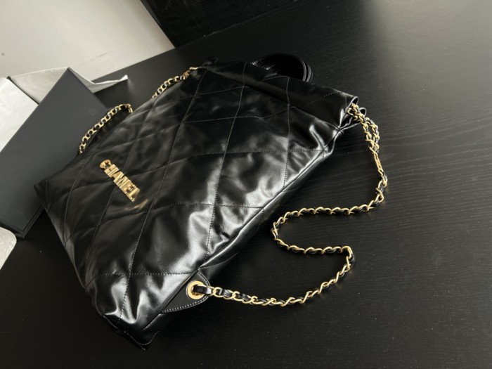 Handbag Chanel size 51cmx40cmx9 cm