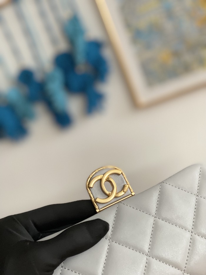 Handbag Chanel 3474 size 15*20*8 cm