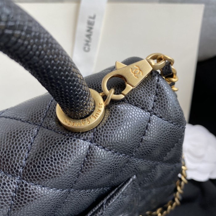 Handbag Chanel size 23 cm