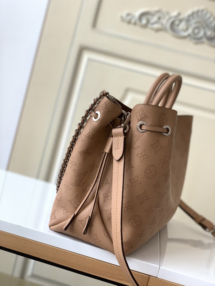 Handbag Louis Vuitton 59655 size32 x 23 x 13