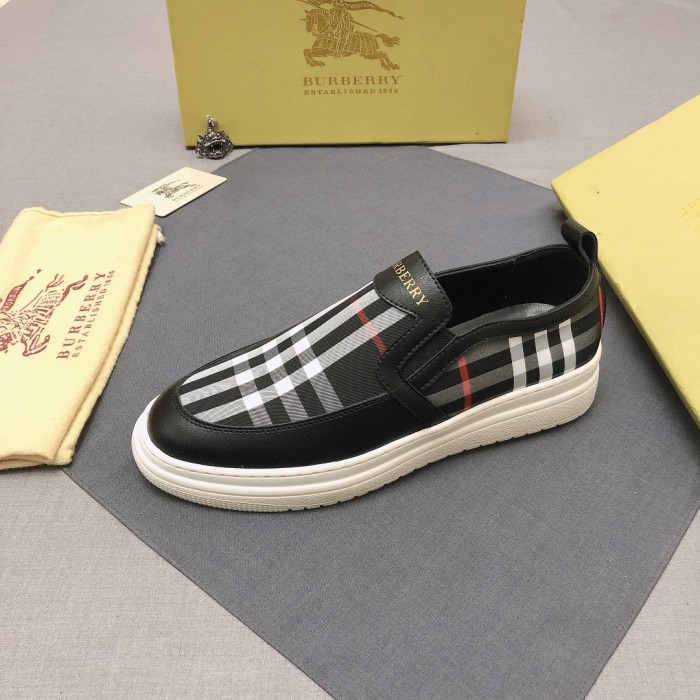 Burberry Perforated Check Sneaker 39