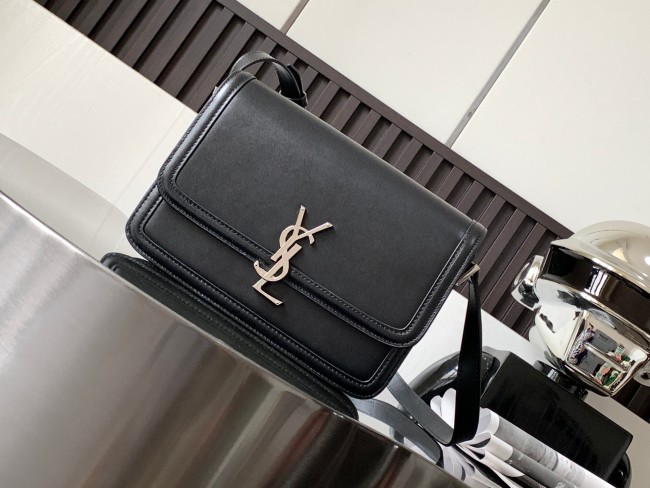 Handbags SAINT LAURENT 634305 size 23x16x6 cm