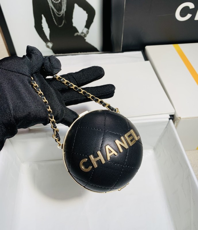 Handbag Chanel size 8 cm
