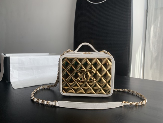 Handbag Chanel 2900 size 20cmx19cmx9 cm