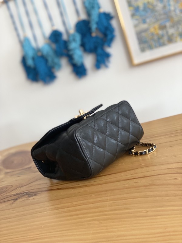 Handbag Chanel 3648 size 17 14.5 7.5 cm