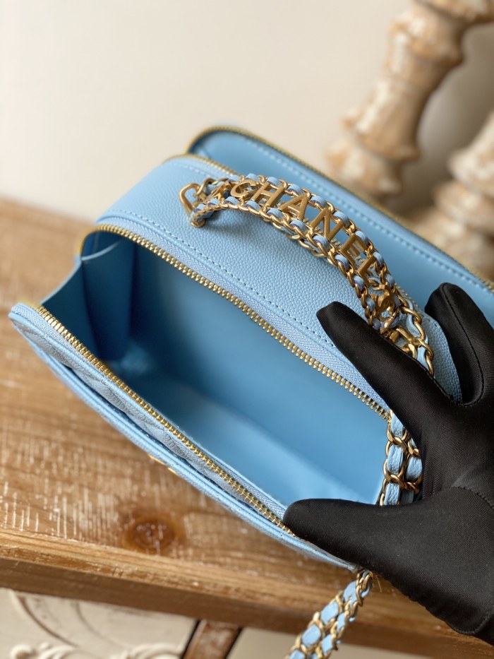 Handbag Chanel AP3222 size 19*13.5*7* cm