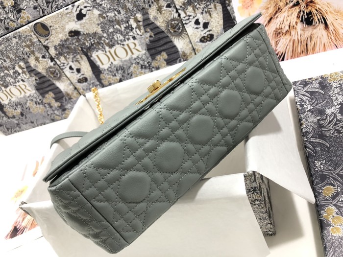 Handbag Dior M9243 size 28*17*9 cm