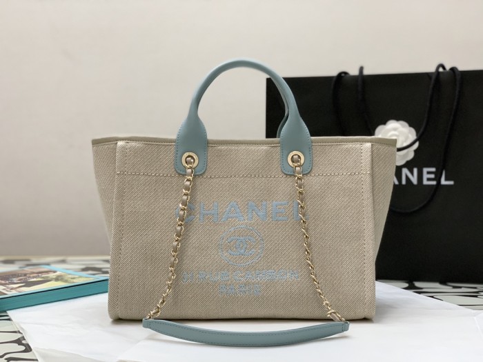 Handbag Chanel size 32 cm