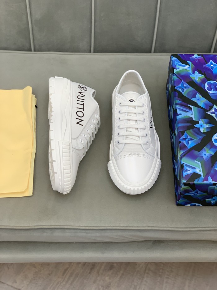 Louis Vuitton Squad sneaker 1
