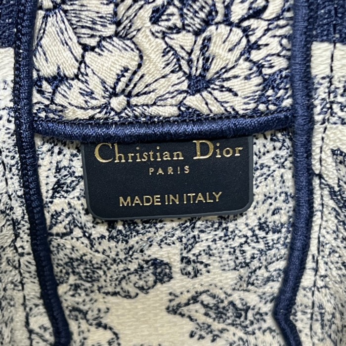 Handbag Dior 9017 size 23×15×8 cm