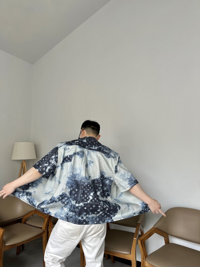 Clothes Louis Vuitton 349