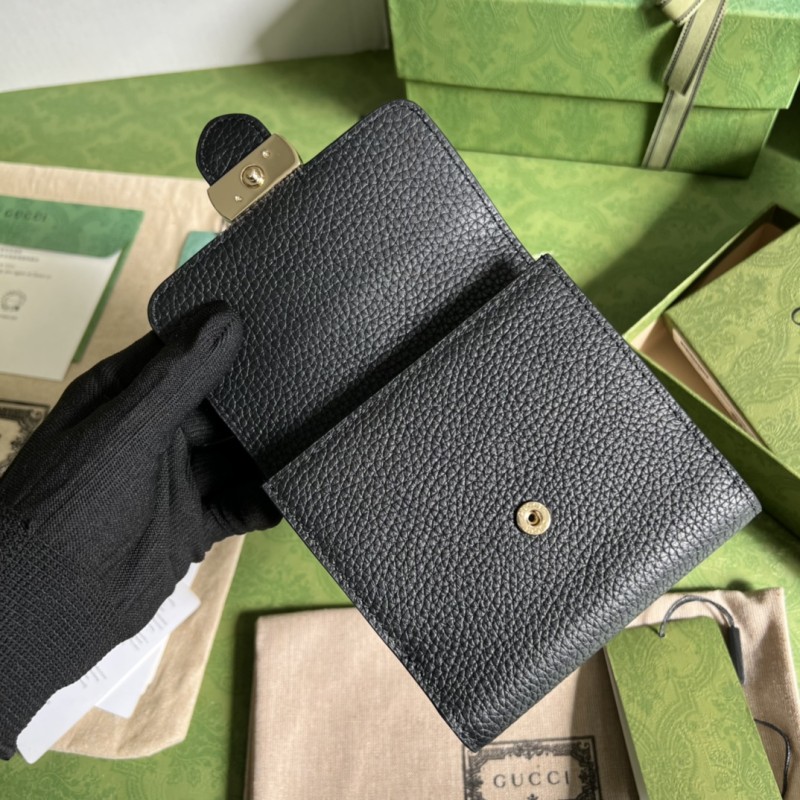 Handbag Gucci 615525 size 12.5*11*3 cm