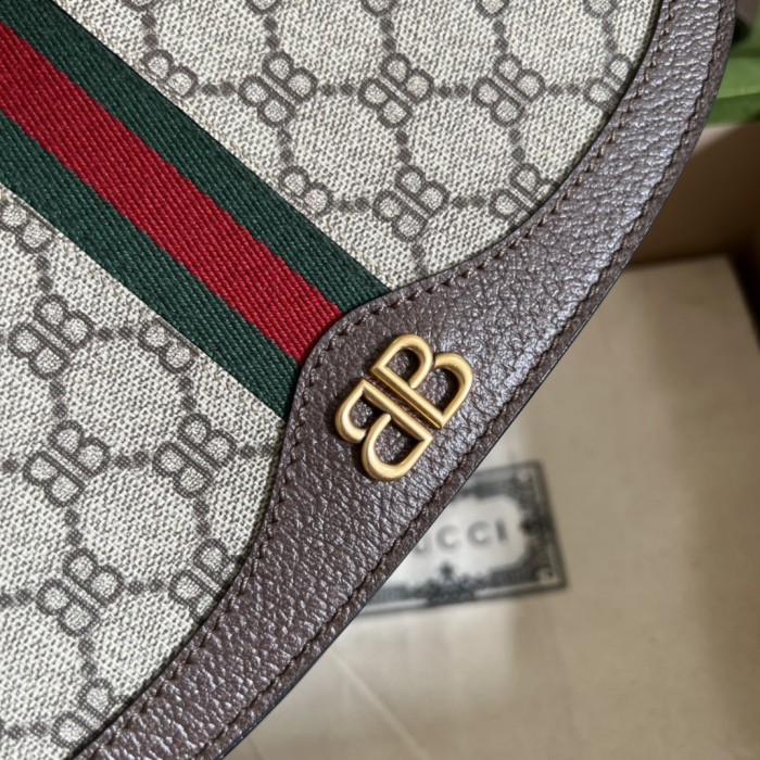Handbag Gucci 680121 size 25 x18x 9 cm