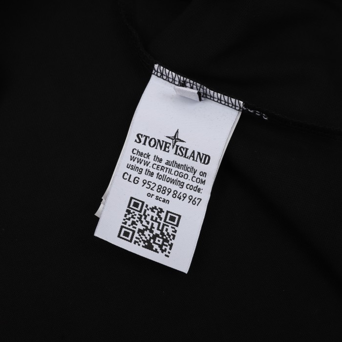 Clothes Stone Island 9