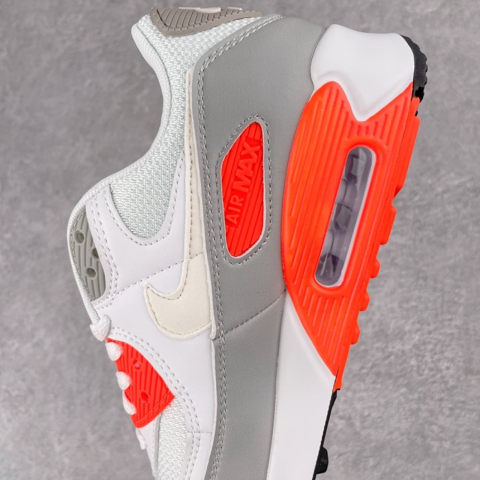 Nike Air Max 90 Sneaker 17