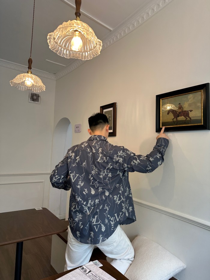 Clothes Louis Vuitton 370