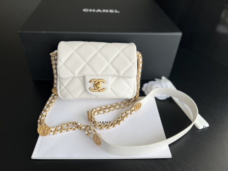 Handbag Chanel AP3369 size 18 cm