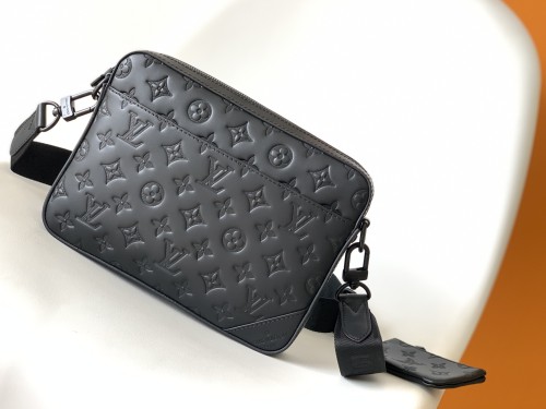 Handbag Louis Vuitton M69827 size 25.0 x 18.5 x 7.0 cm
