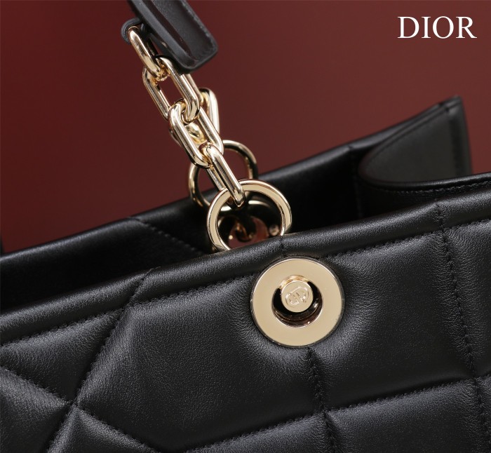 Handbag Dior size 36.5×28×17.5 cm
