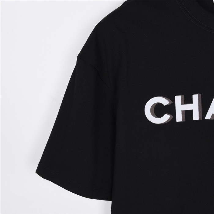 Clothes CHANEL 22