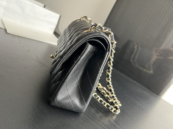 Handbag Chanel size 25 cm