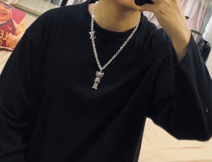 Clothes Louis Vuitton 69