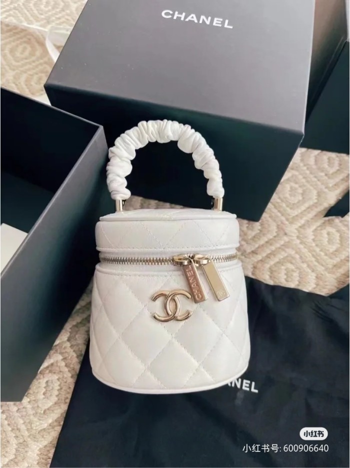 Handbag Chanel size 13×13×11 cm