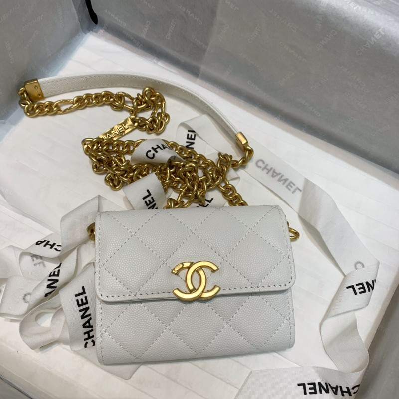 Handbag Chanel 81156 size 12 9 2.5 cm