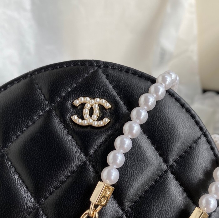 Handbag Chanel AP0888 size 12x12x4.5 cm