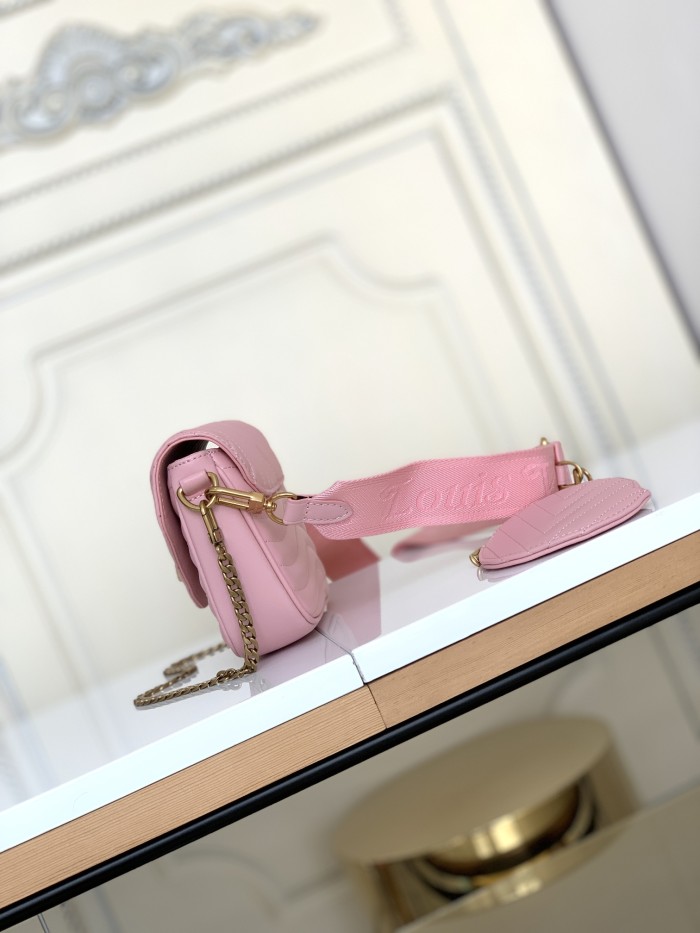 Handbag Louis Vuitton M56468 size 19/14/5 cm