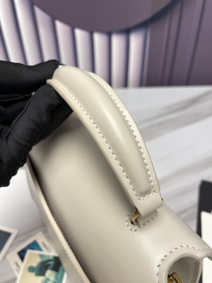 Handbags SAINT LAURENT 602716 size 20x16x7.5 cm