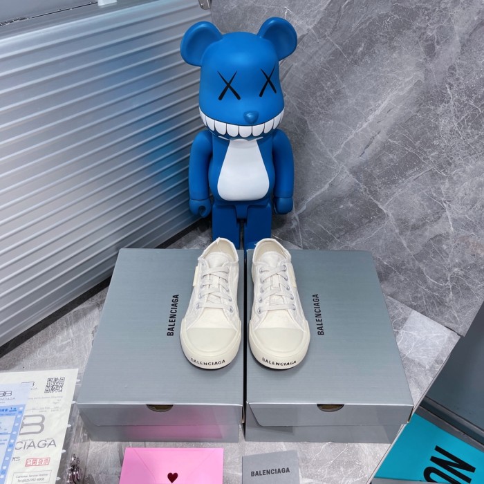 Balenciaga Paris Sneaker 2