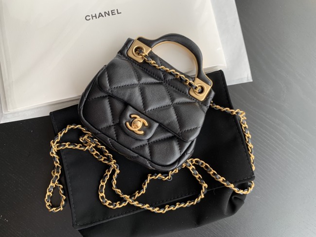 Handbag Chanel 2271 size 12 cm