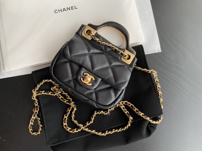 Handbag Chanel 2271 size 12 cm