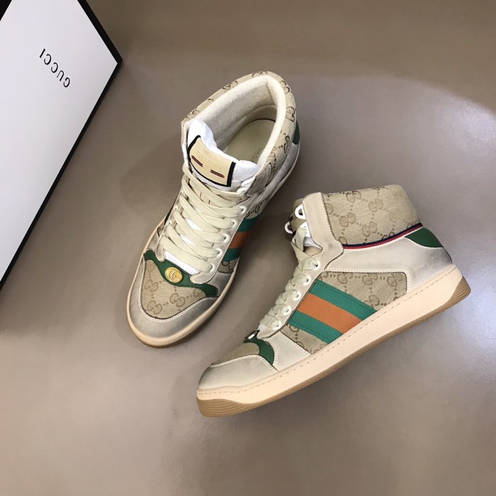 Gucci Screener GG Canvas 17