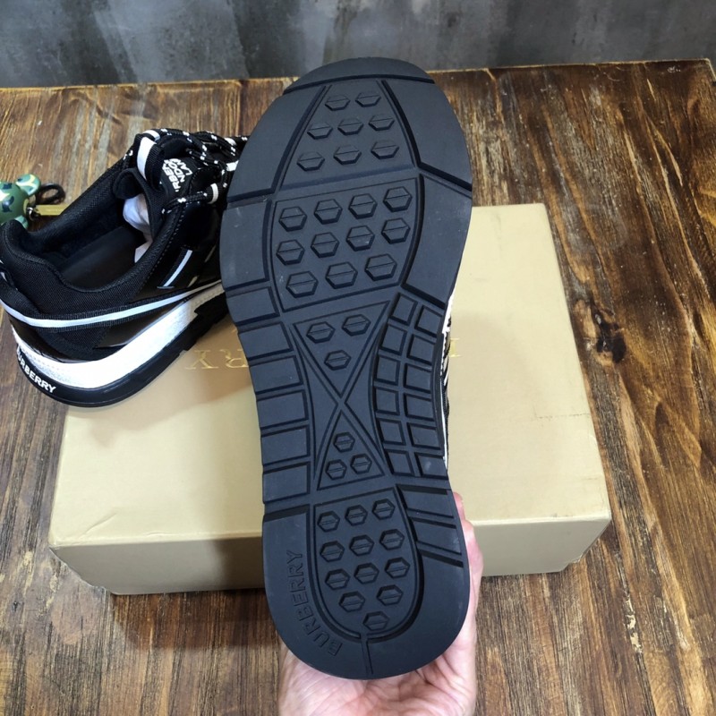 Burberry Arthur Vintage Sneaker 28