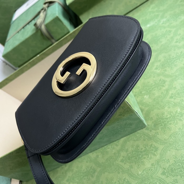 Handbag Gucci 698630 size 22*13*5 cm