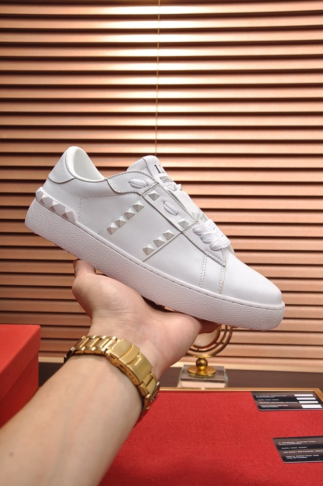 Valentino Garavani Rockstud Untitled calfskin sneaker 7