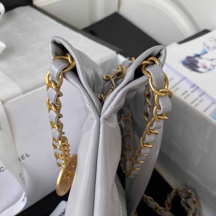 Handbag Chanel AS3263 size 18X20X6.5 cm