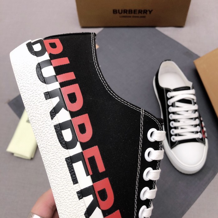 Burberry Logo Print Cotton Black Red White