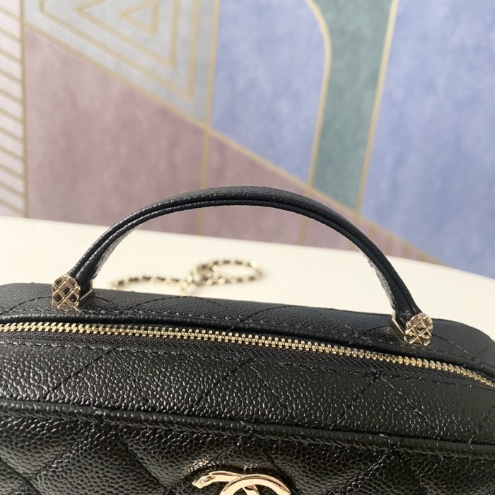 Handbag Chanel 3168 size 18.5x12.5x6 cm