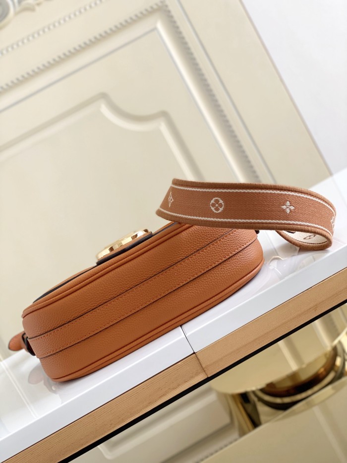 Handbag Louis Vuitton M58968 size 25 x 17.5 x 8 cm