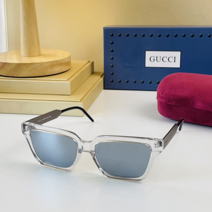 Sunglasses Gucci GG0975S